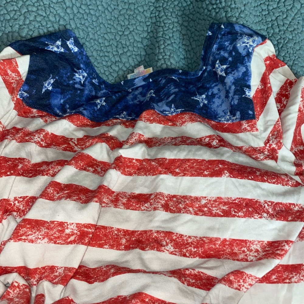 Lularoe Boyfriend T - Picture 2 of 3